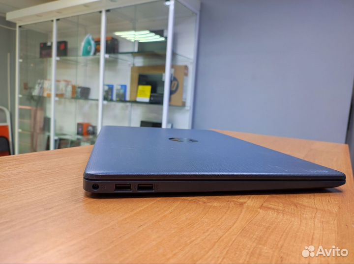 Современный быстрый hp full HD/IPS/8 озу/256 SSD