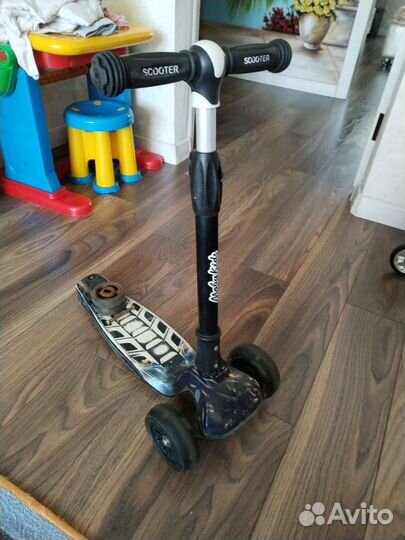 Самокат трехколесный(запчасти)
