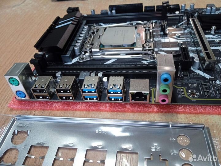NeW ZX-X99D4M4 X99 DDR4 + 8 ядер 2640v3 2.6-3.4 GH