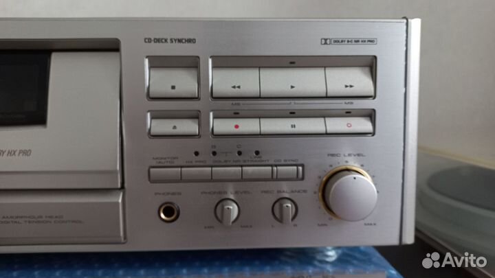 Кассетнся дека Pioneer t 700 s