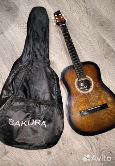 Акустическая гитара sakura