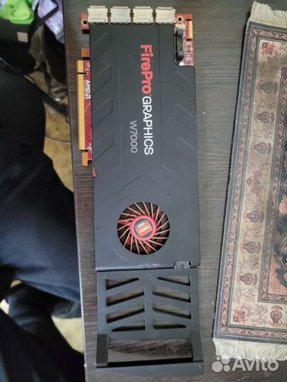 Видеокарта Amd w7000