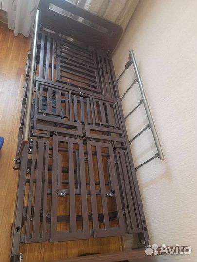 Кровать медицинская с переворачиванием YG-5