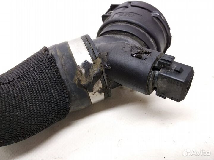 Патрубок системы охлаждения BMW 5 F10