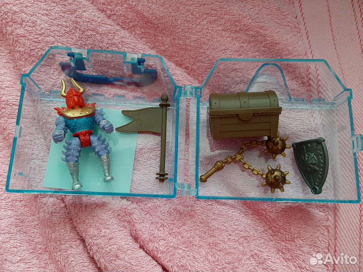 Фигурка воина