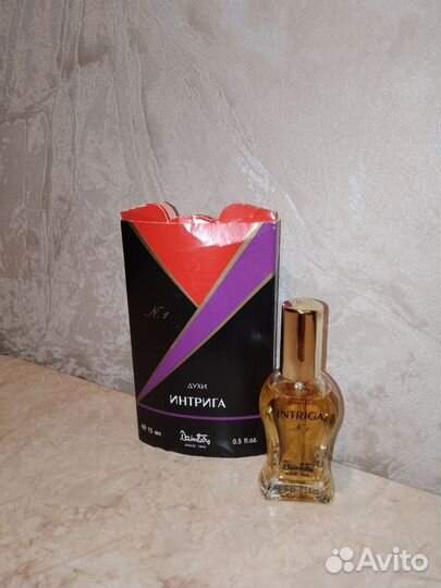 Духи винтаж Intriga, Dzintars