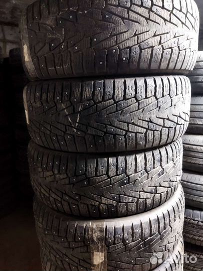 Nokian Tyres Hakkapeliitta 7 SUV 285/60 R18 116T
