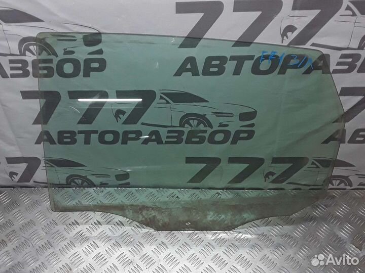 Стекло заднее левое Ford Focus 1