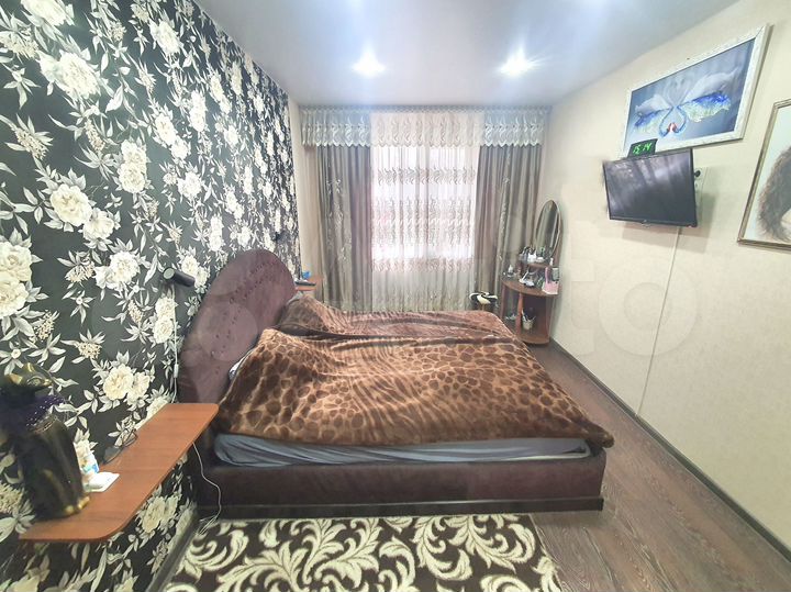 3-к. квартира, 65 м², 3/10 эт.