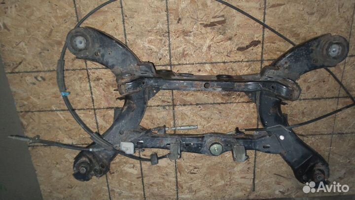 Задний подрамник dodge challenger