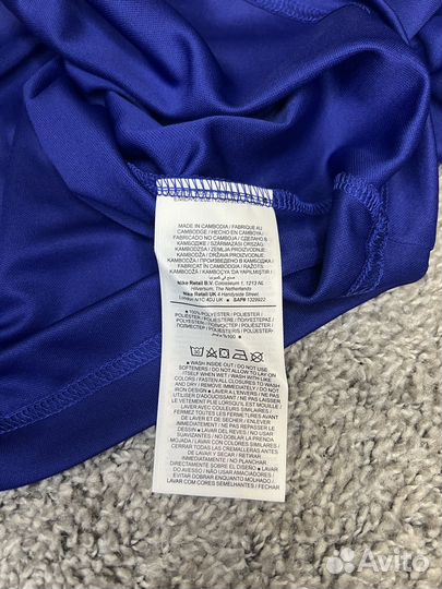 Футболка Nike Repeat новая, оригинал (S)