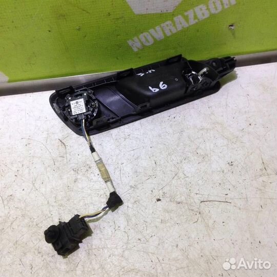 Ручка двери внутренняя левая Фольксваген Пассат