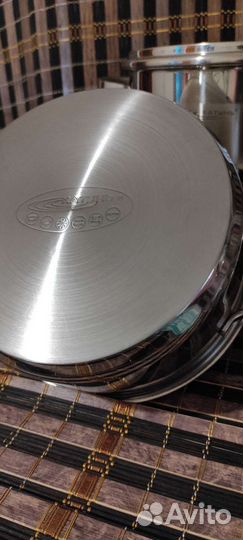 Набор кастрюль новый, нержавейка