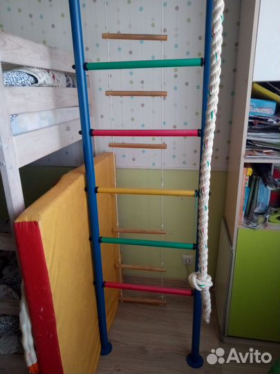 Детская шведская стенка