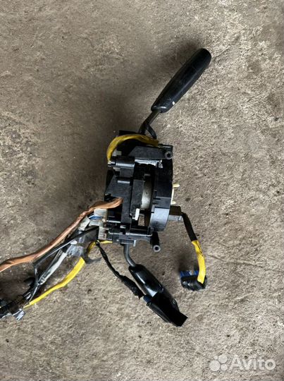 Mazda 323 F подрулевые переключатели