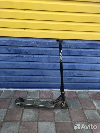 Трюковой самокат