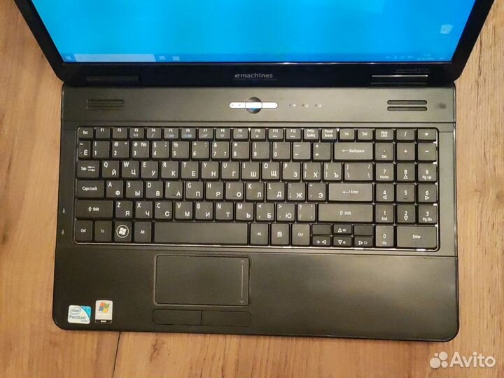 Ноутбук emachines