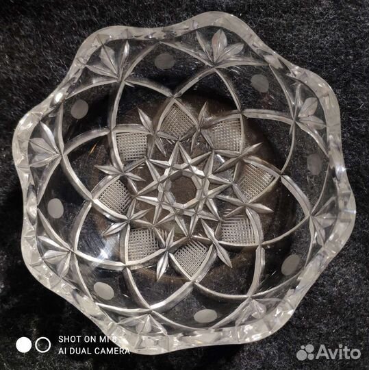 Хрустальная пепельница