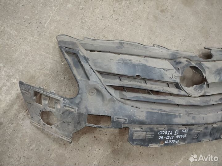 Решетка радиатора Opel Corsa D