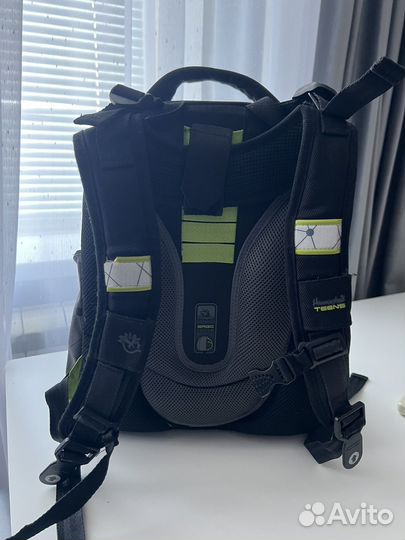 Школьный рюкзак