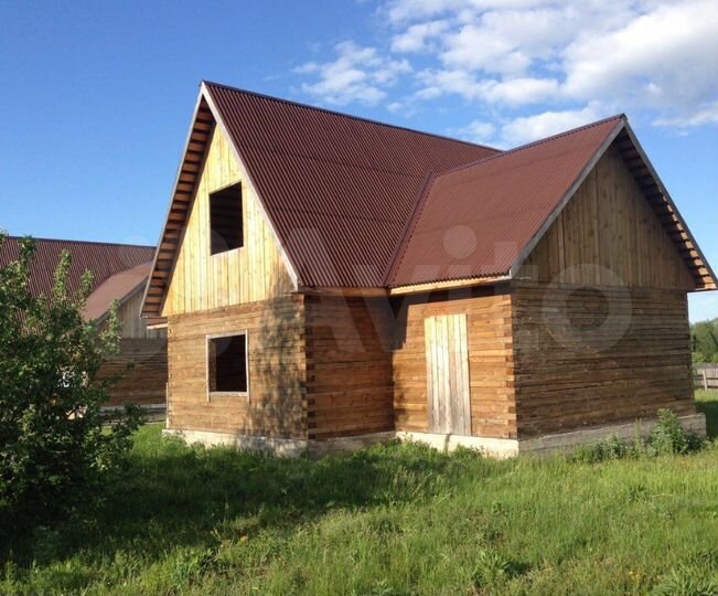 Дом 180 м² на участке 12 сот.