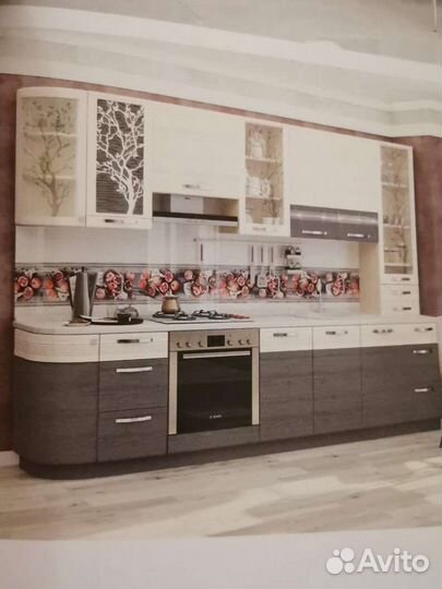 Кухонный гарнитур новый в наличии
