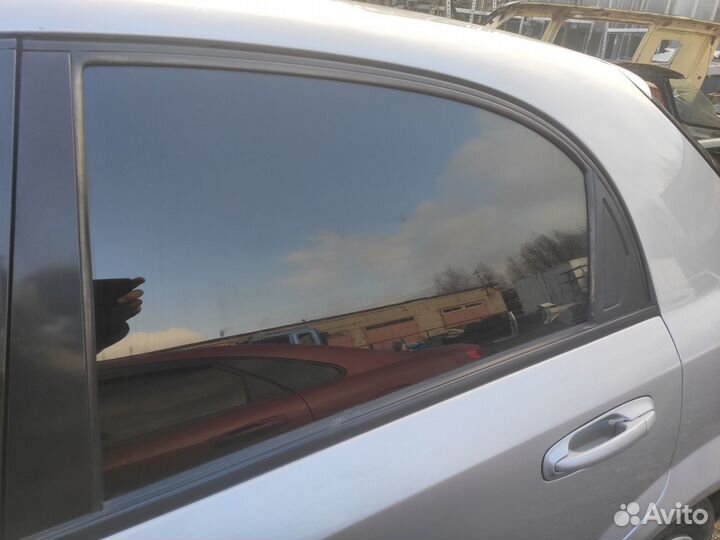 Стекло дверное заднее левое Chevrolet Lacetti