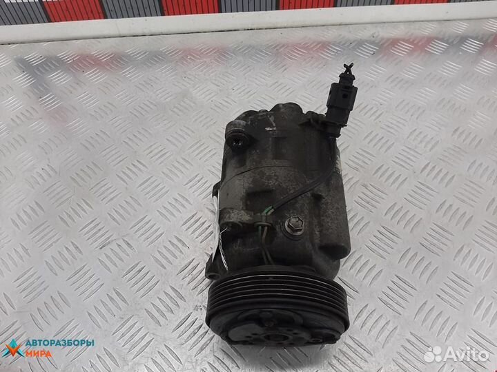 Компрессор кондиционера Renault Laguna 1994