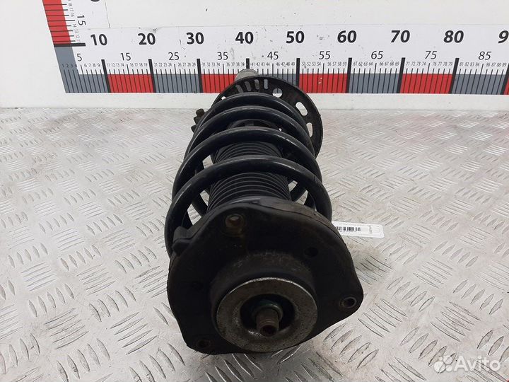 Стойка для Volkswagen Passat 6