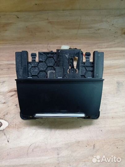 Пепельница передняя Audi A4 B8