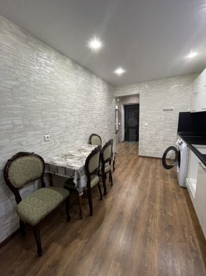 1-к. квартира, 43 м², 1/13 эт.