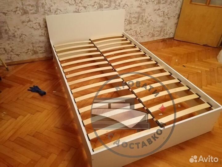 Кровать полуторка