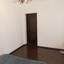 3-к. квартира, 90 м², 2/2 эт.