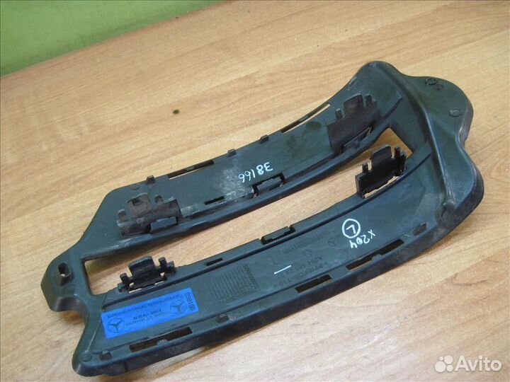 Решетка бампера Mercedes Х204 Мерседес ц 204 х204 арт 38166