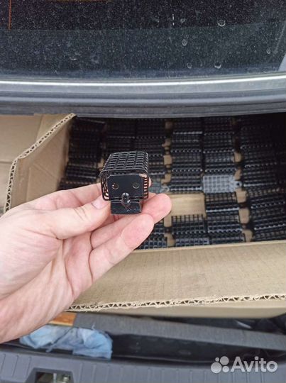 Кормушка фидерная