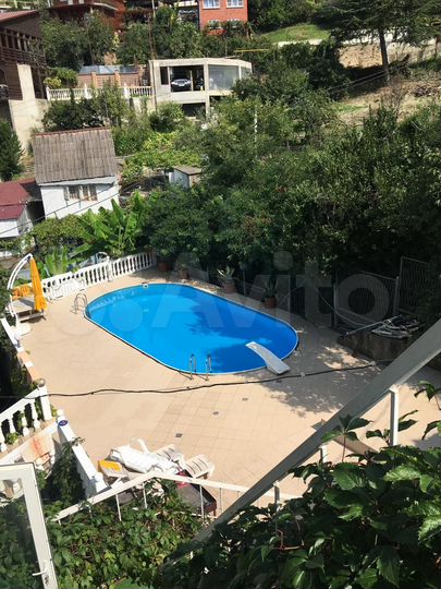 Дом 252,7 м² на участке 5,1 сот.