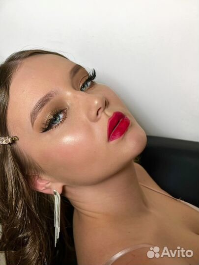 Визажист (макияж, прическа)