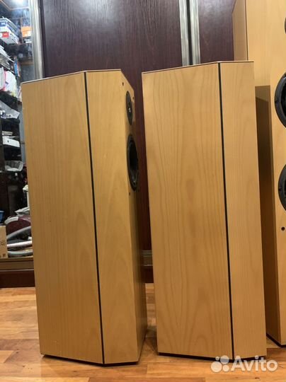 Напольная акустическая система JBL XTi