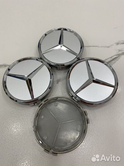 Колпачок серебристый mercedes 75 мм с хром звездой