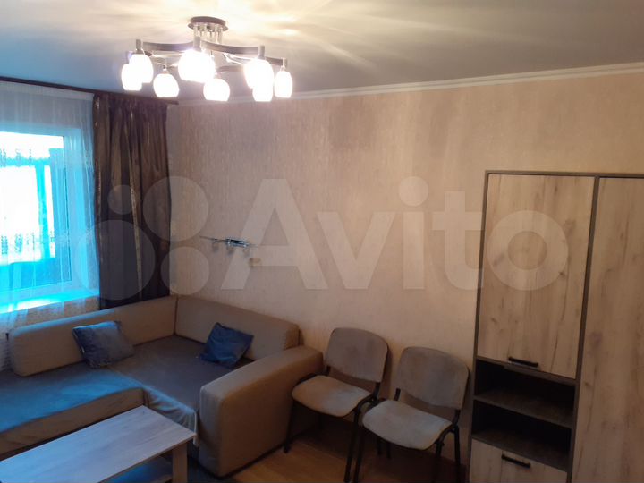 2-к. квартира, 52 м², 4/9 эт.