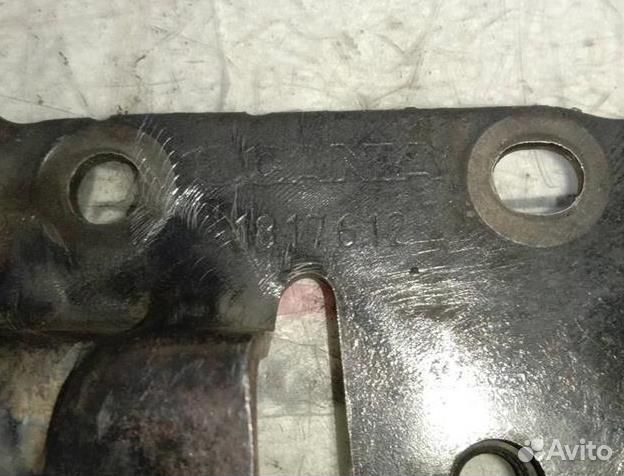 Кронштейн трубки маслоотделителя Scania 6-series