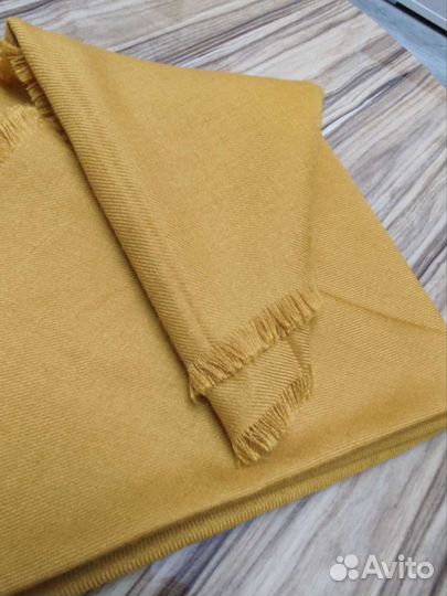 Шерстяной платок шарф