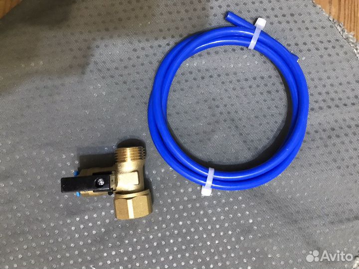 Кран для фильтра питьевой воды