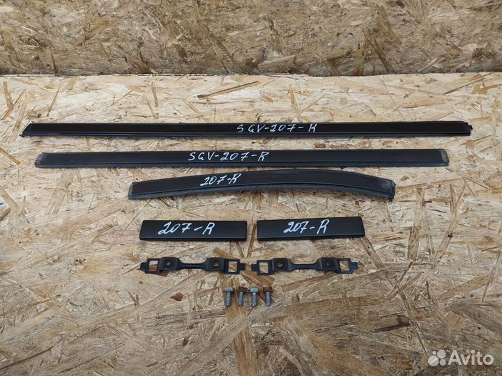 Молдинг крыши Suzuki Grand Vitara 3 правый к-т