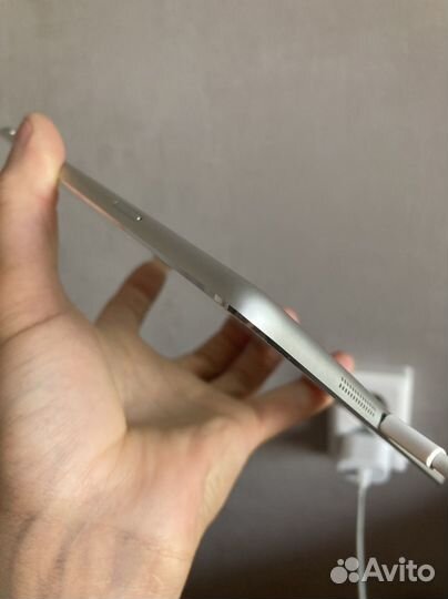 iPad mini Wi-FI+cellular на донора или запчасти