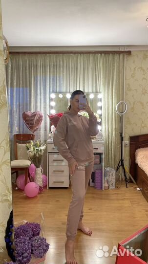 Спортивный костюм женский