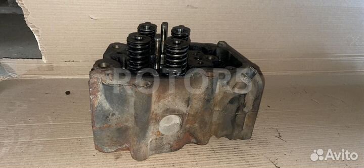 Головка блока цилиндров Scania R 5 2006 1804716