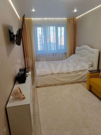 1-к. квартира, 32 м², 14/17 эт.