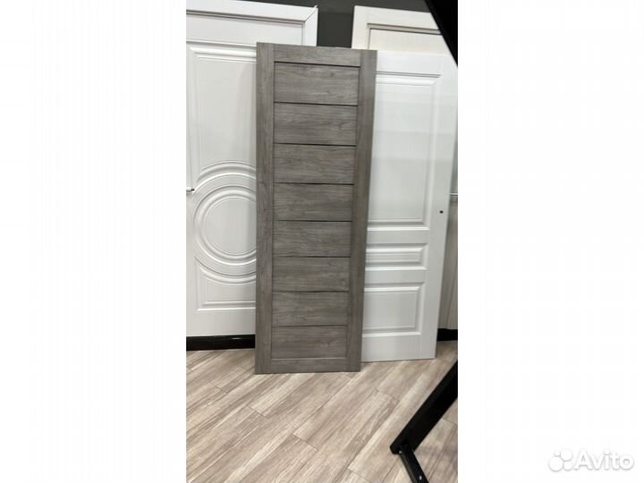 Двери межкомнатные с коробкой новые