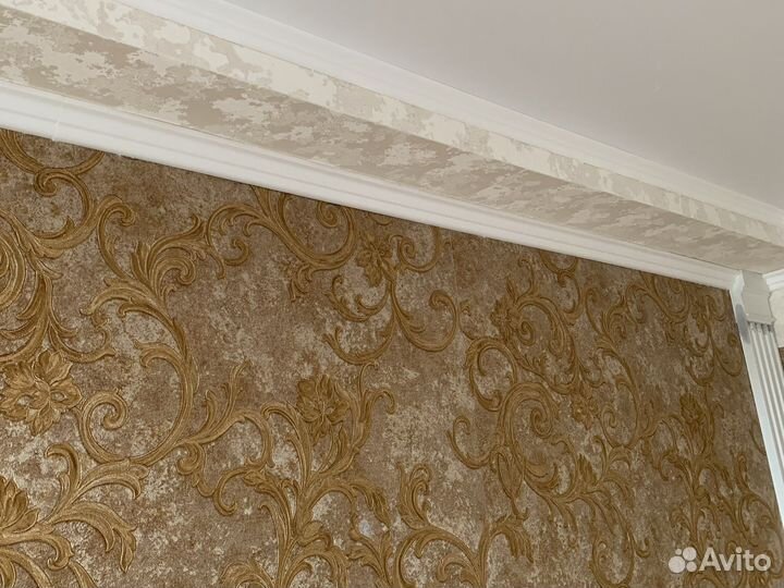 Потолочный плинтус